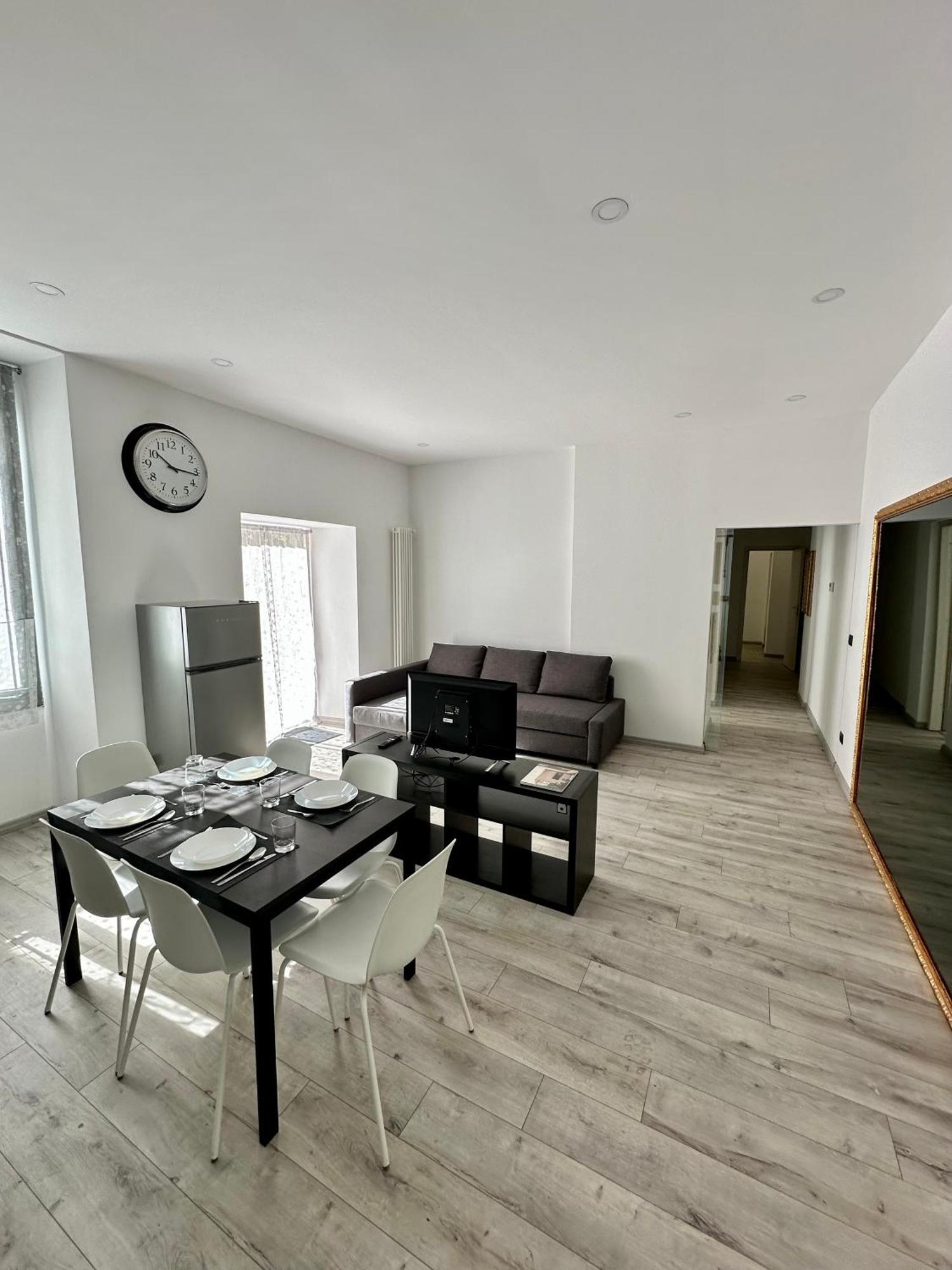 Casa Chiarina - Centro Citta Appartement Turijn Buitenkant foto