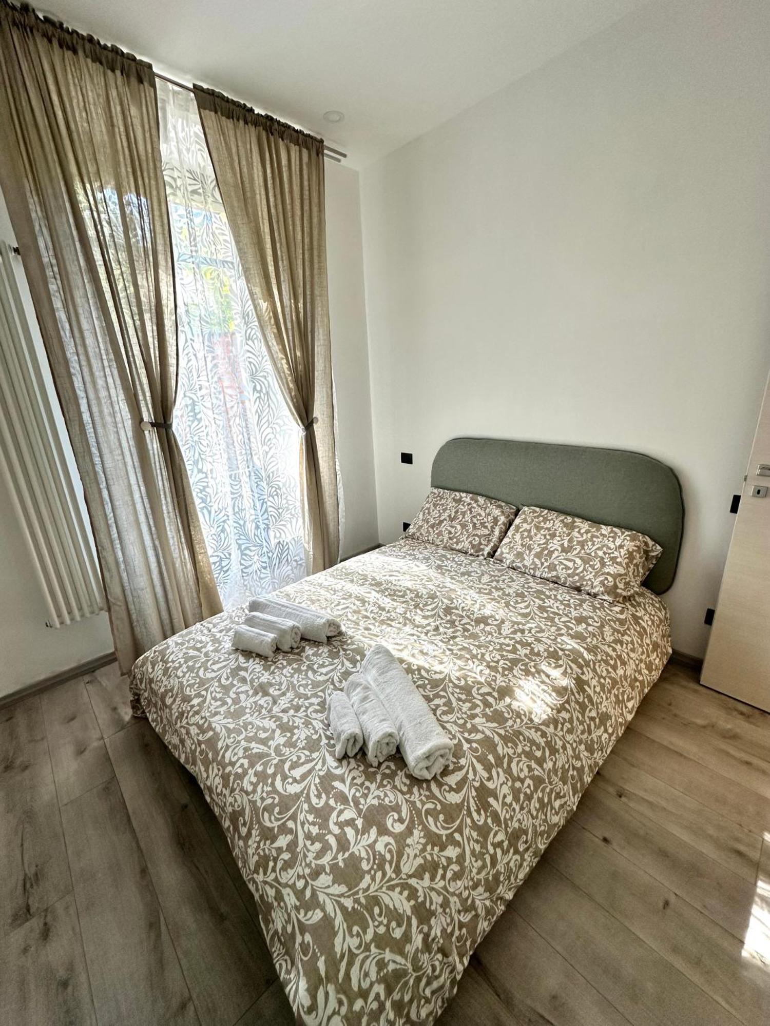 Casa Chiarina - Centro Citta Appartement Turijn Buitenkant foto