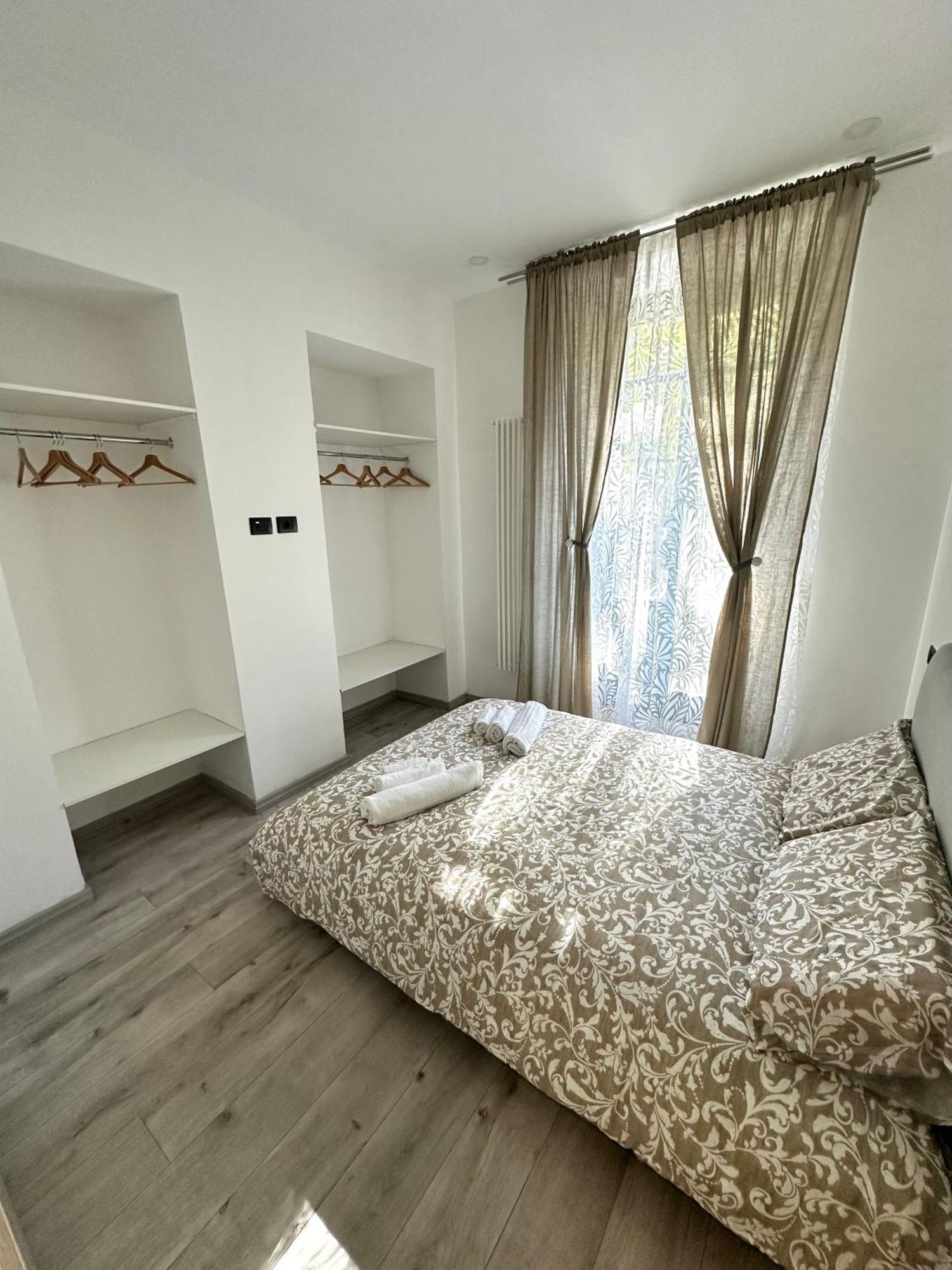Casa Chiarina - Centro Citta Appartement Turijn Buitenkant foto