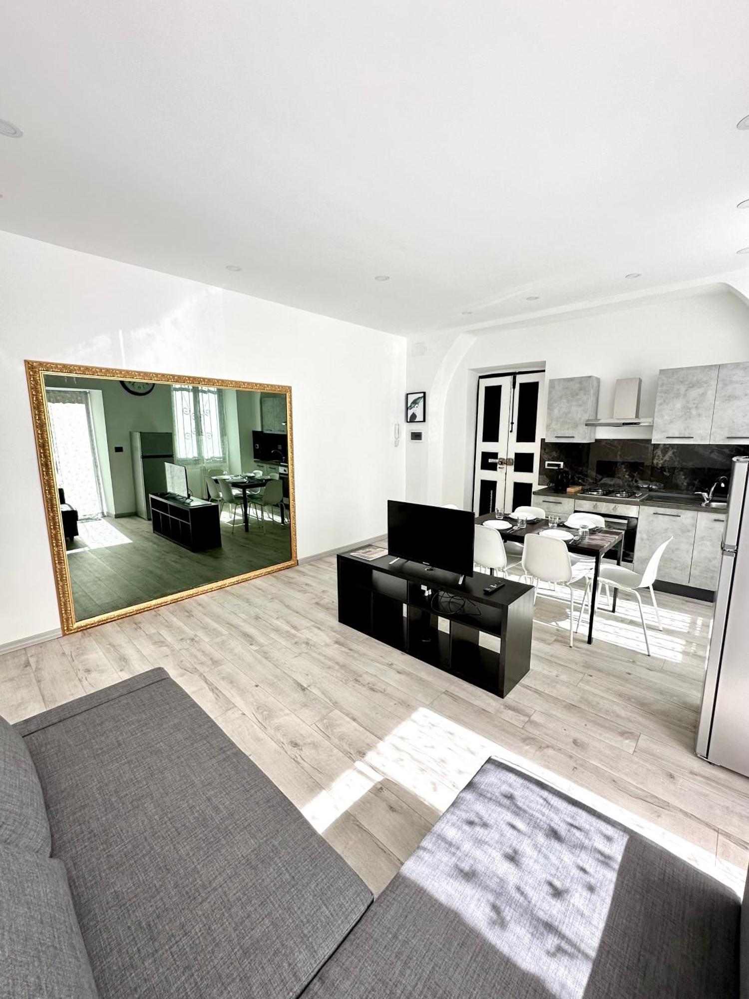 Casa Chiarina - Centro Citta Appartement Turijn Buitenkant foto